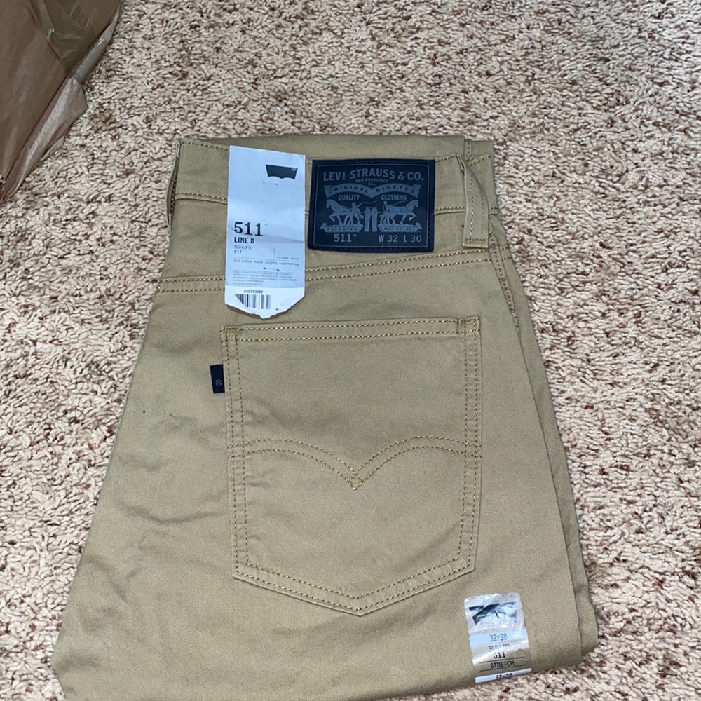 Levi’s 511 khaki jeans